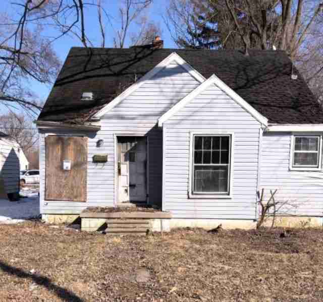 18542 pierson FRONT EXTERIOR 3-8-19 (2).jpg